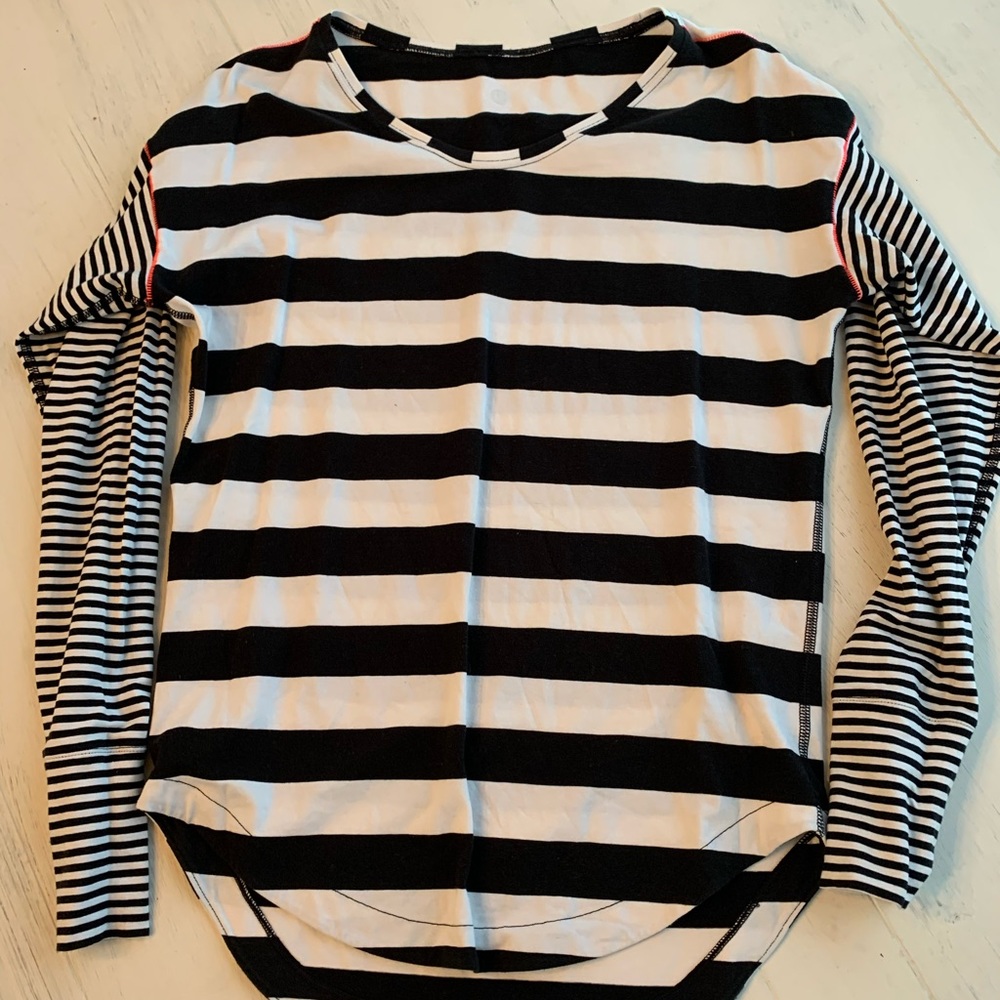 Lululemon long sleeve shirt